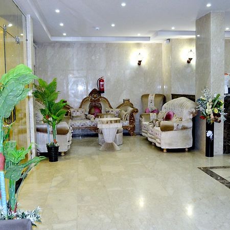 Alkhrbush Llshkk Almkhdoma Aparthotel Hafar Al-Batin Exterior photo