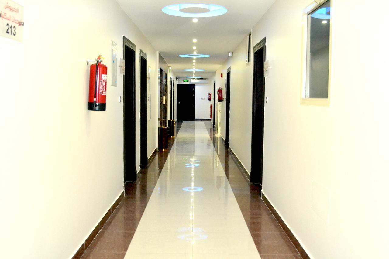 Alkhrbush Llshkk Almkhdoma Aparthotel Hafar Al-Batin Exterior photo